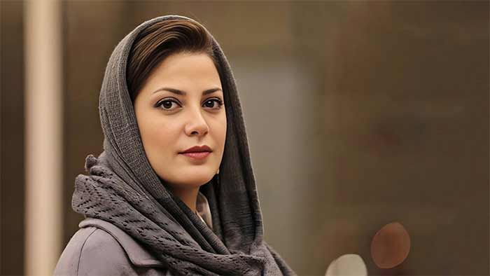 طناز طباطبایی